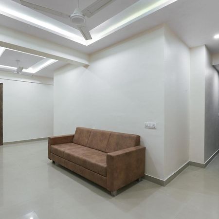 Hotel O Dream Stay Sarkhej Extérieur photo