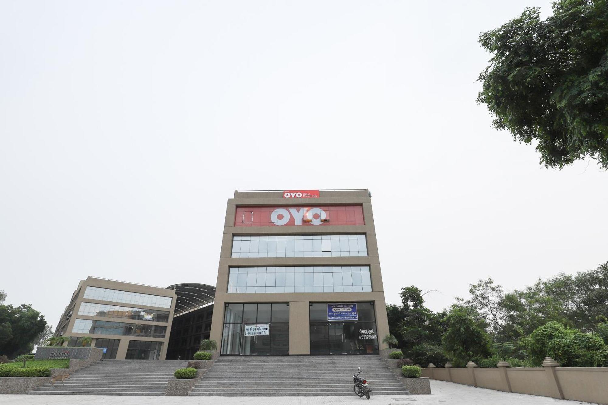 Hotel O Dream Stay Sarkhej Extérieur photo