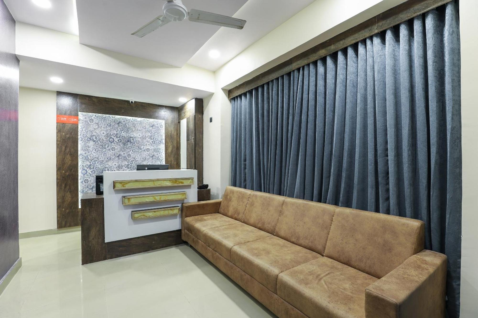 Hotel O Dream Stay Sarkhej Extérieur photo